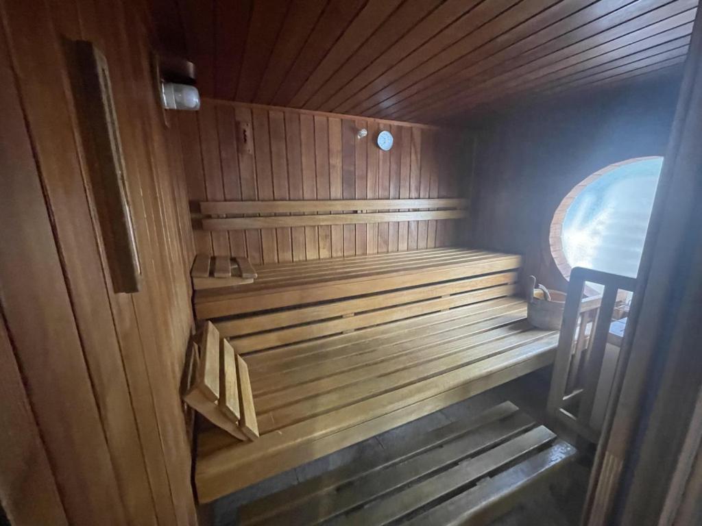 Le Victoria, Elegant T2 Au Bord Des Plages, Piscine, Sauna Menton Exterior foto